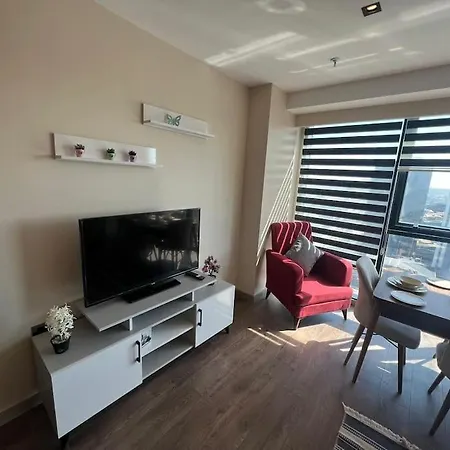 Διαμέρισμα New Luxurious Near Mall Of *